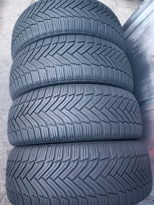 215/55/17 Michelin