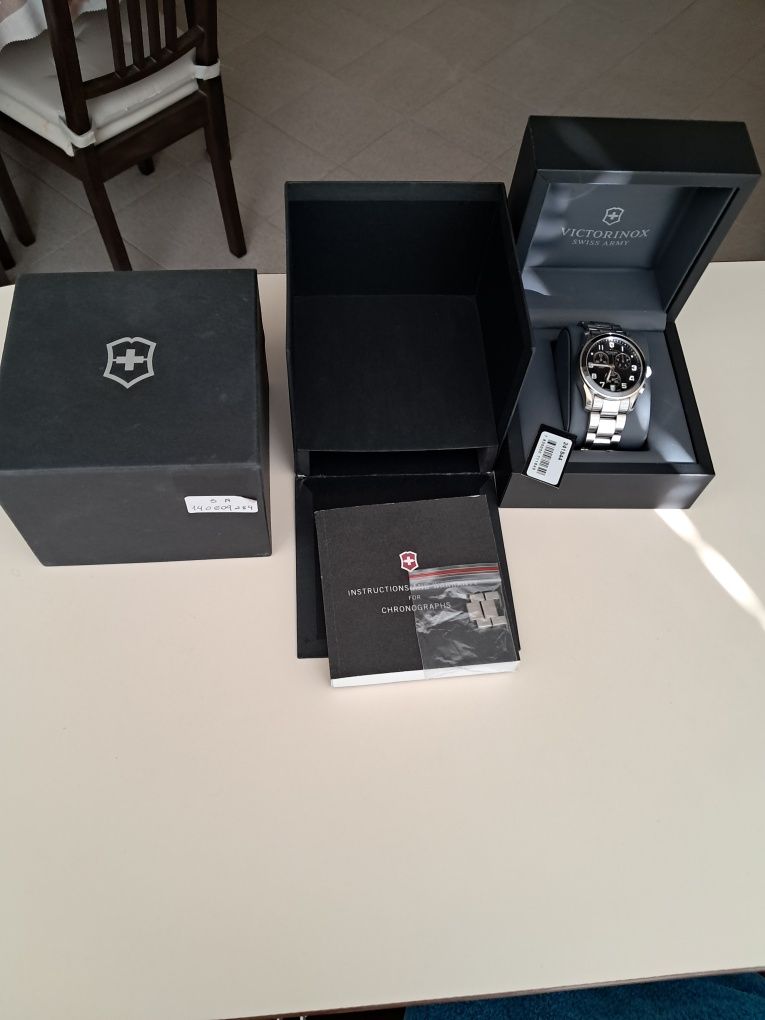 Мъжки часовник Victorinox