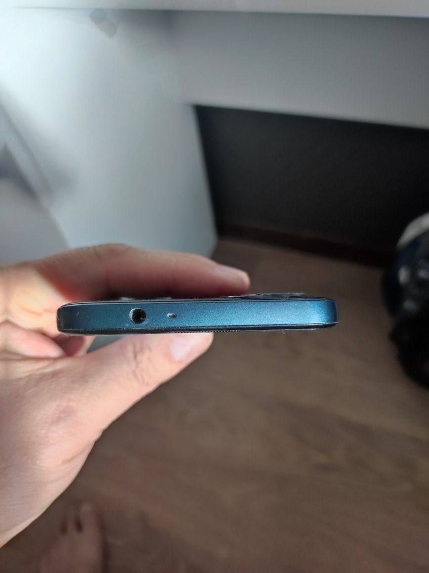 NOKIA G21 рабочий, но дефектом