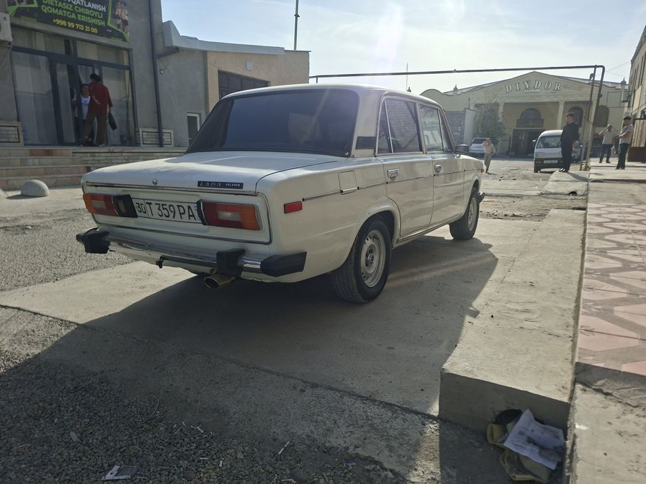Vaz2106 sotiladi