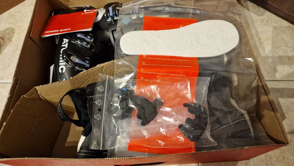 Atomic hawx ски обувки 22-22,5