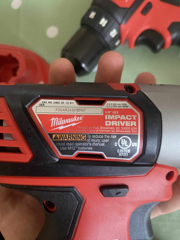 Milwaukee M12 акумулаторен комплект – внесен от САЩ