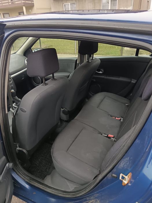 Vând Renault Clio 1.6 benzina