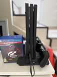 PlayStation 4 PRO - bonus trei jocuri