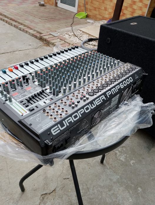 Mixer activ BEHRINGER