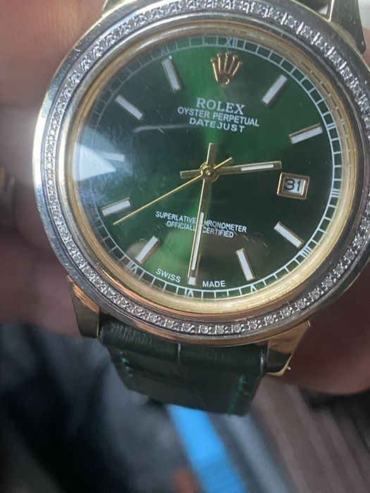 Часы золотые женские Rolex