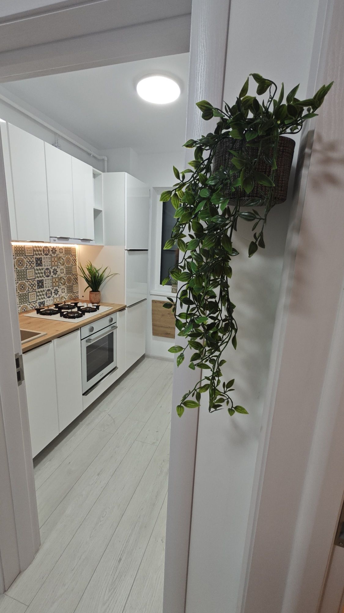 Garsoniera/studio PREMIUM, Piata Sudului, Berceni,IRA,Olteniței ,Rompr