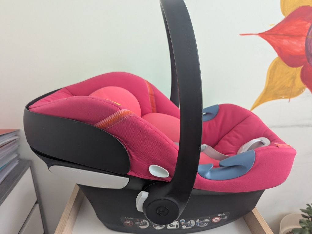 Cybex Aton M стол за кола с адаптери за balios 
Aton M i-Size Baby