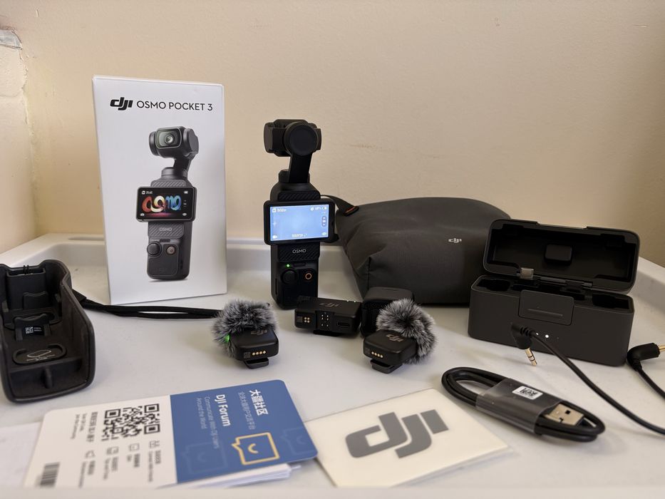 DJI Osmo Pocket 3 + DJI Mic 2 Mini Combo