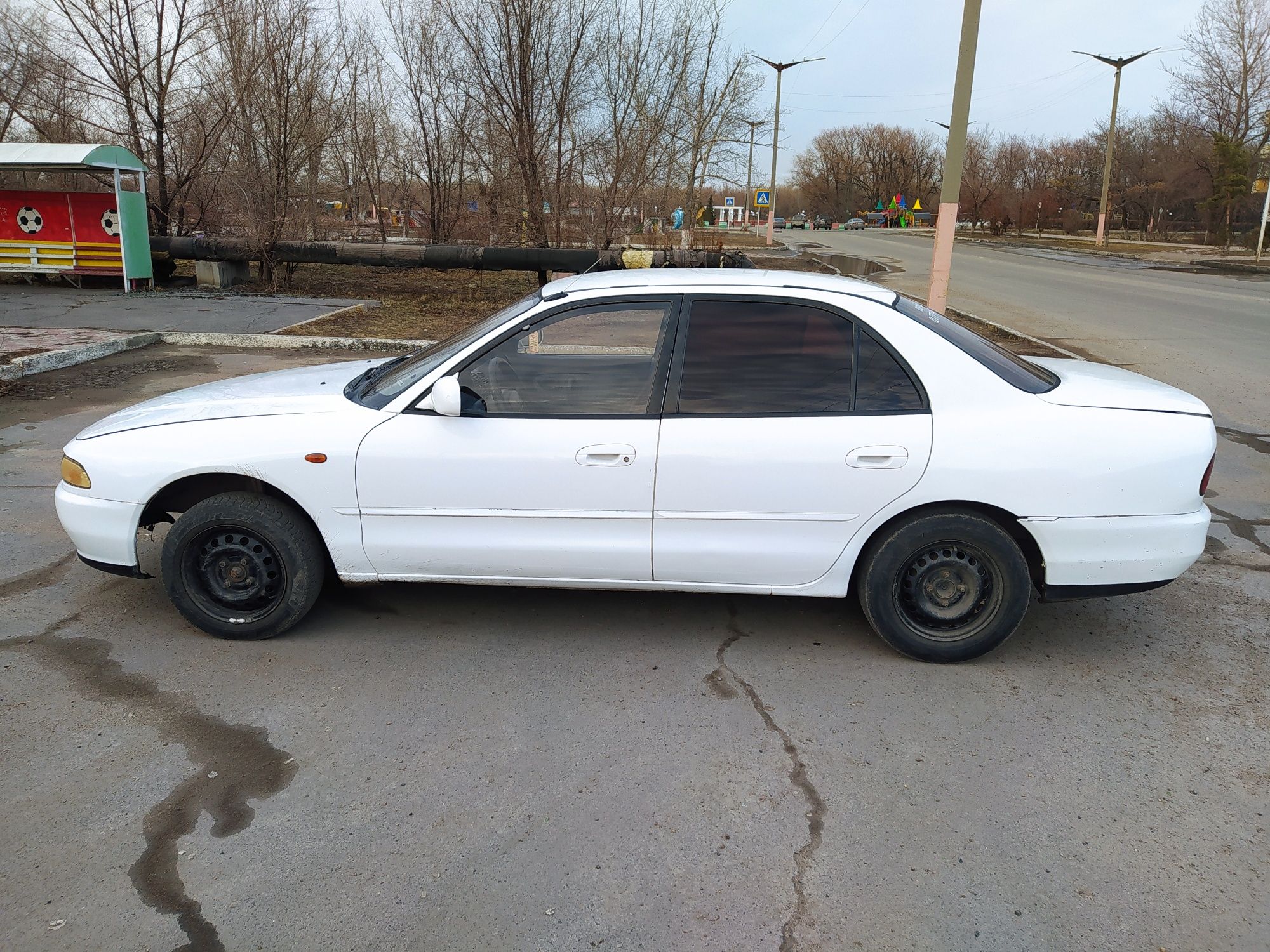 Mitsubishi galant 7 поколение 1994 год. Машина в хорошем состоянии