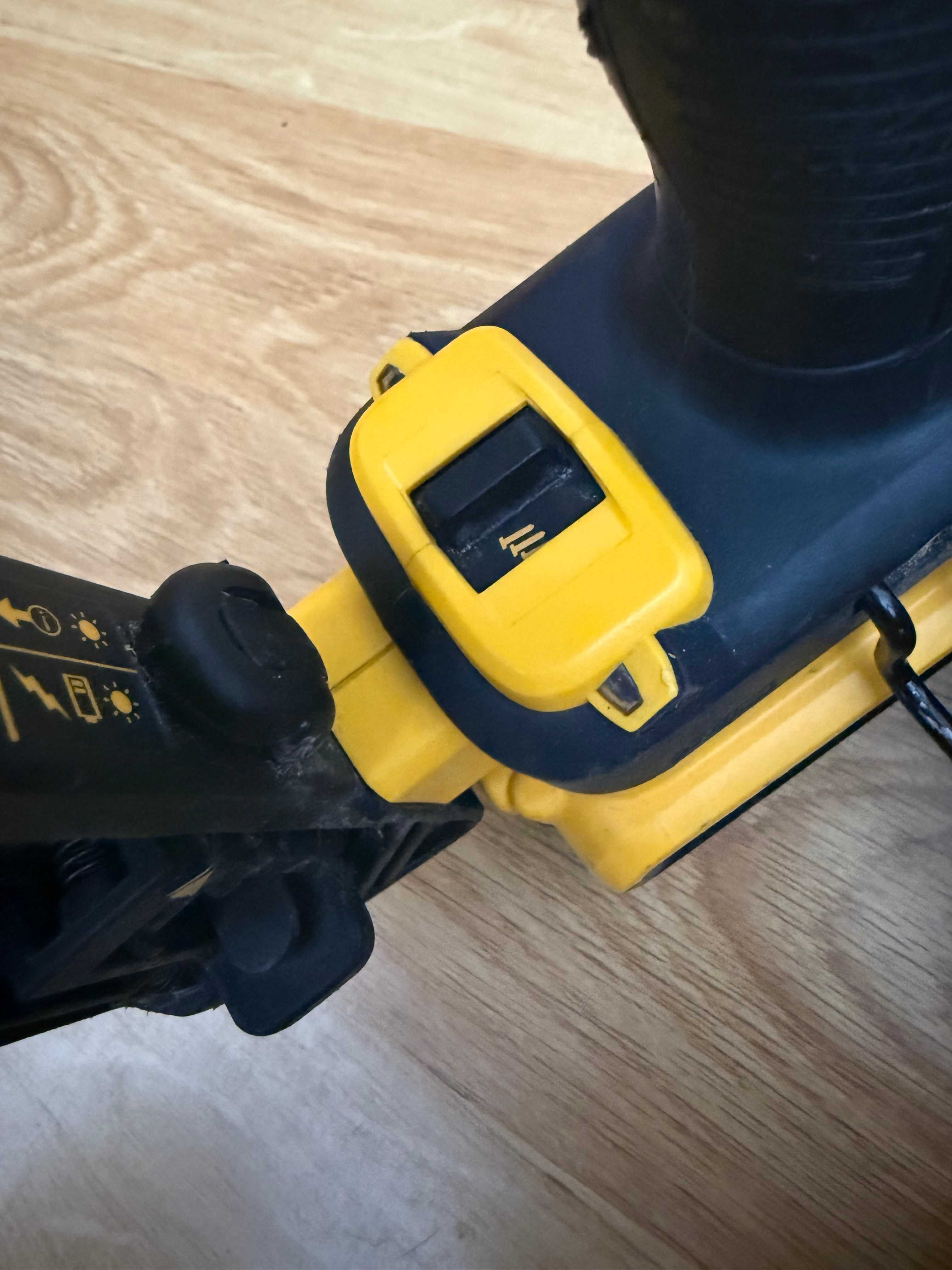 Dewalt DCN660 Такер