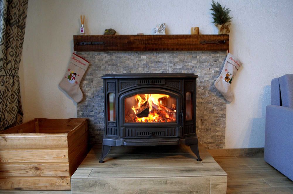 Cabană/ Casă de vacanță cu piscină/ciubăr