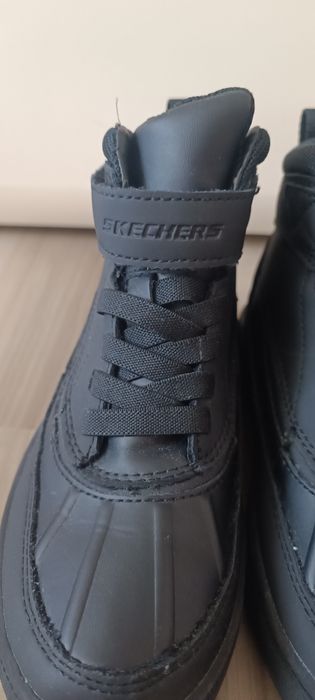Детски непромокаеми кецове Skechers Eur30