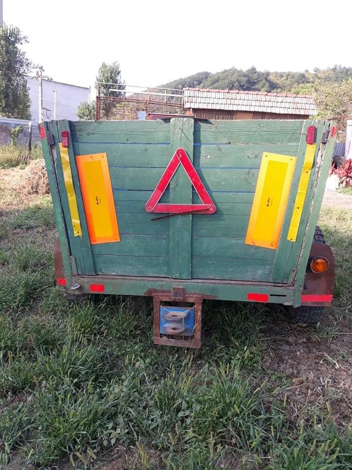 Vând remorca tractor nebasculabila