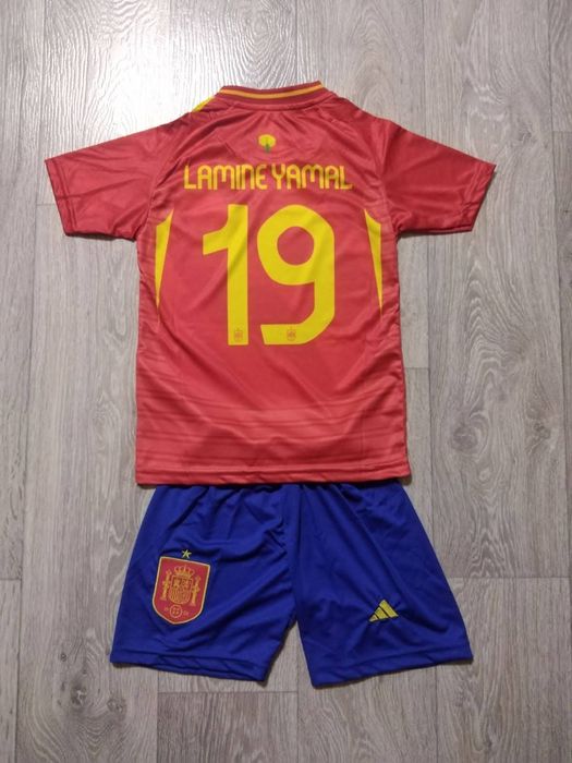 Ямин Ямал Испания