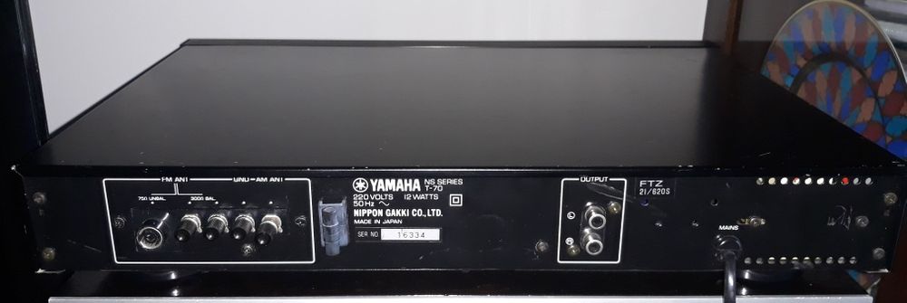 Preamplificator Yamaha C-70, tuner T-70