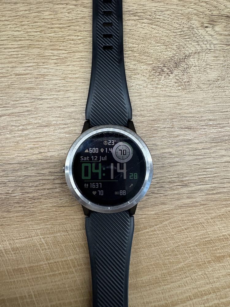 Garmin vivoactive 3