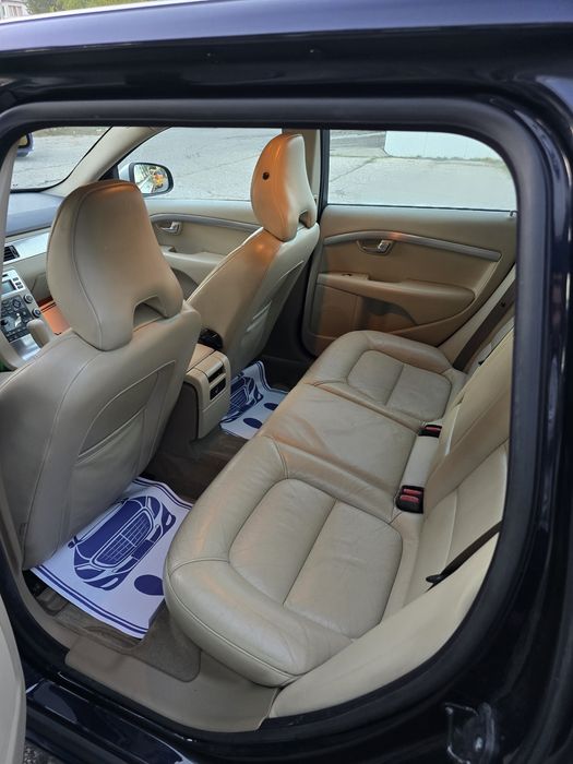 Volvo V70 2.4 D5