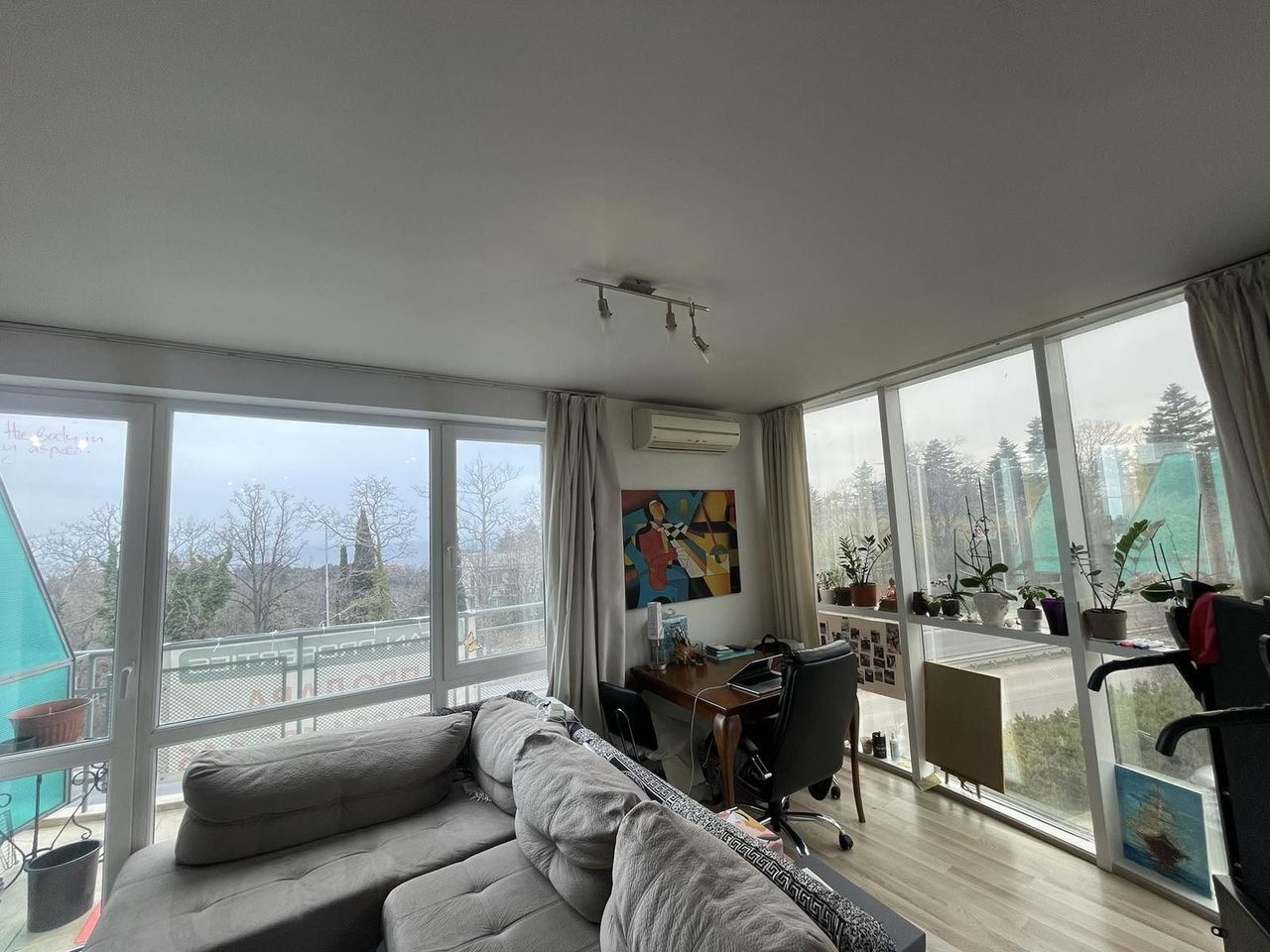 Продава се Двустаен апартамент в Варна, м-т Евксиноград - 75 кв.м за 2200 €/кв.м - Снимка #1