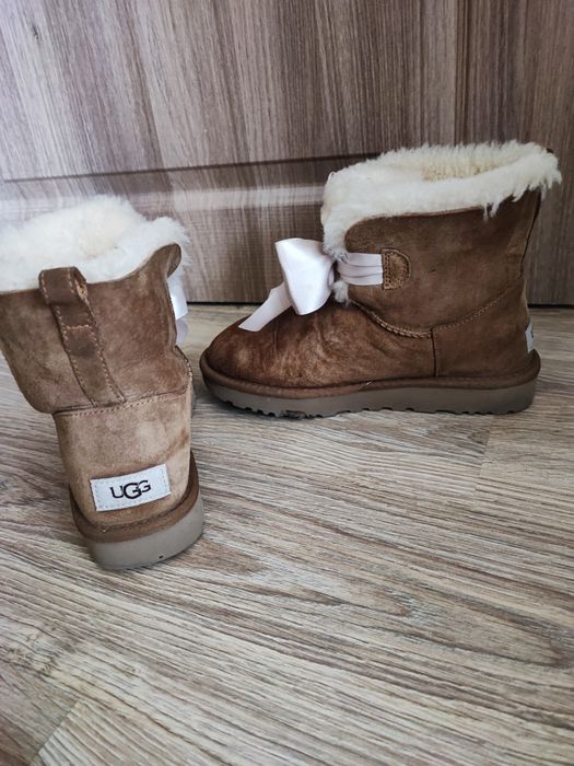 Оригинални дамски ботуши UGG EUR38 UK5
