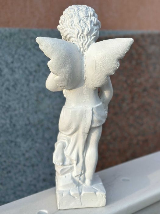 Ingerasi/Iconite din praf de marmura si ciment