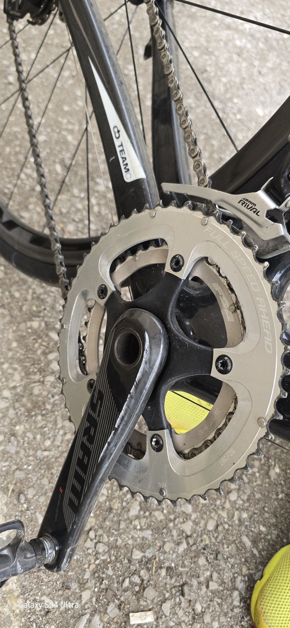 Карбонов шосеен велосипед Boardman team C, 53 размер.