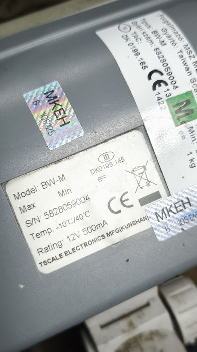 vand un cantar electric 3000kg.