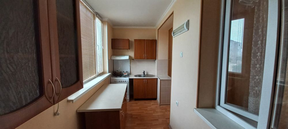 Сдаётся кв 12мкр. 57д