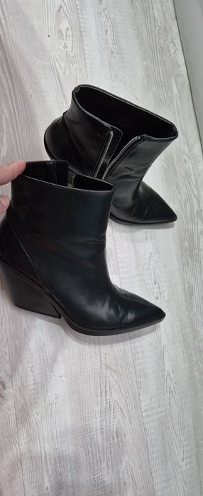 Луксозни боти Зара холандски ток