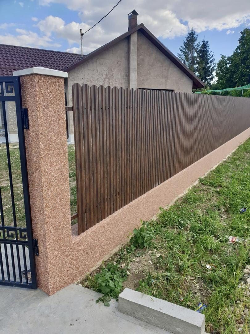 Garduri si porti stil jaluzea, sipca metalica, tabla cutata