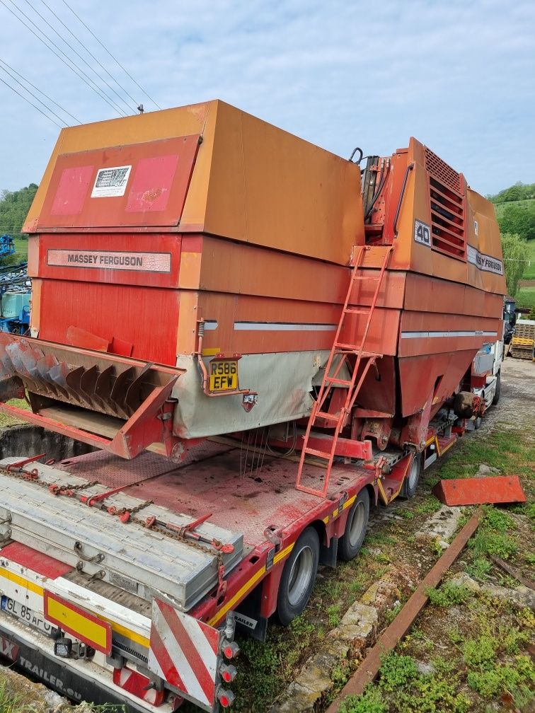 Dezmembram combina Massey Ferguson 40/Fendt/Laverda