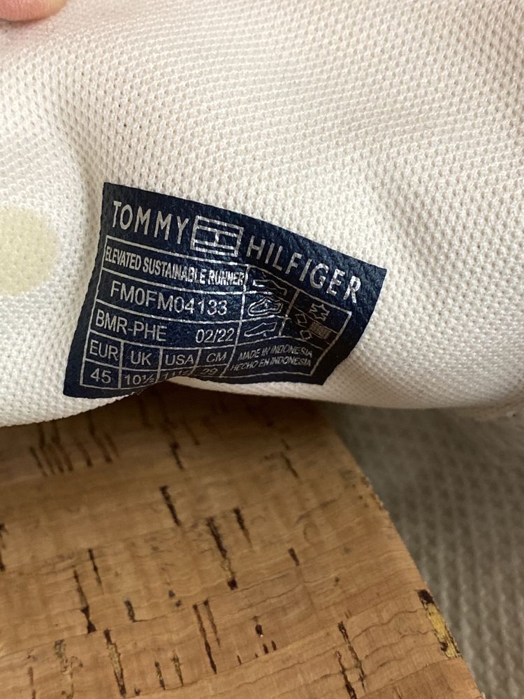 Спортни обувки Tommy Hilfiger