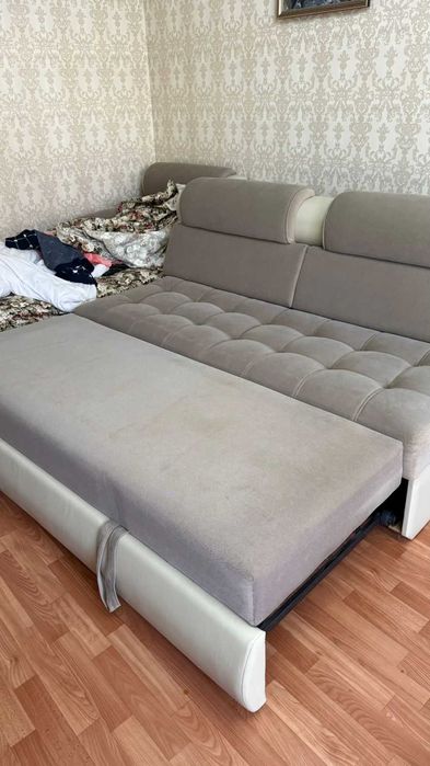 Диванный гарнитур из 3 частей