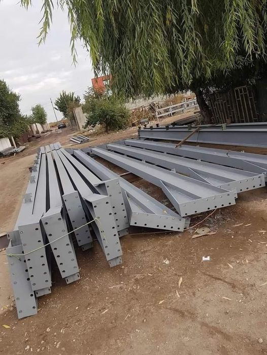 Vând hală metalică 8x23x4