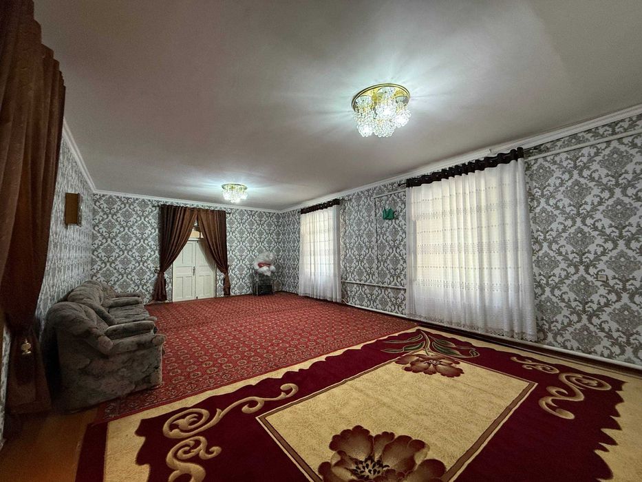 TAYYOR 8 SOTIQLI hovli sotiladi