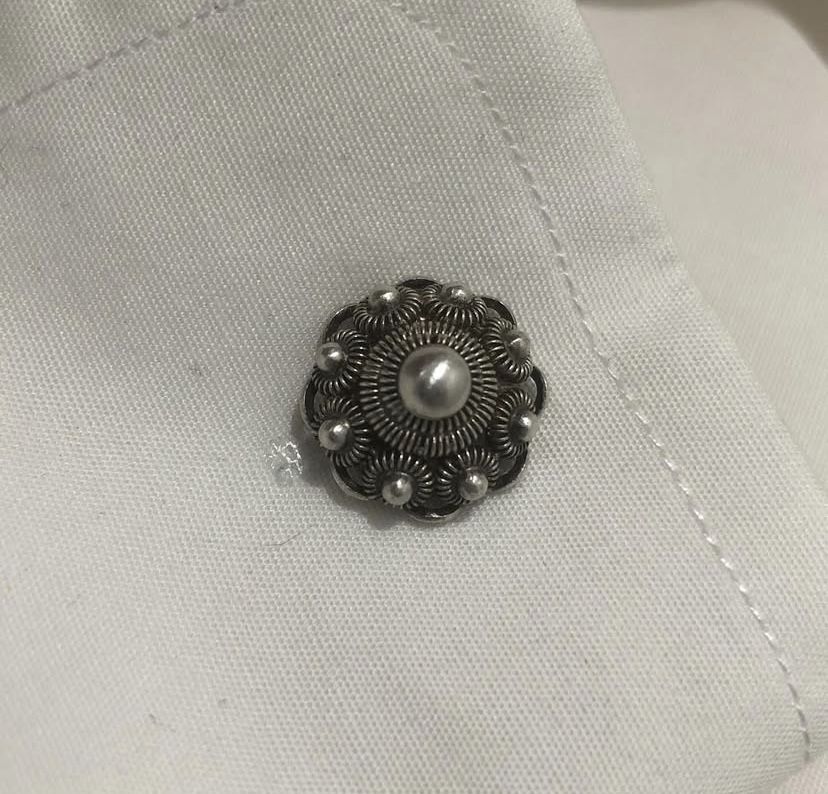 Butoni de cămașă din argint, filigran