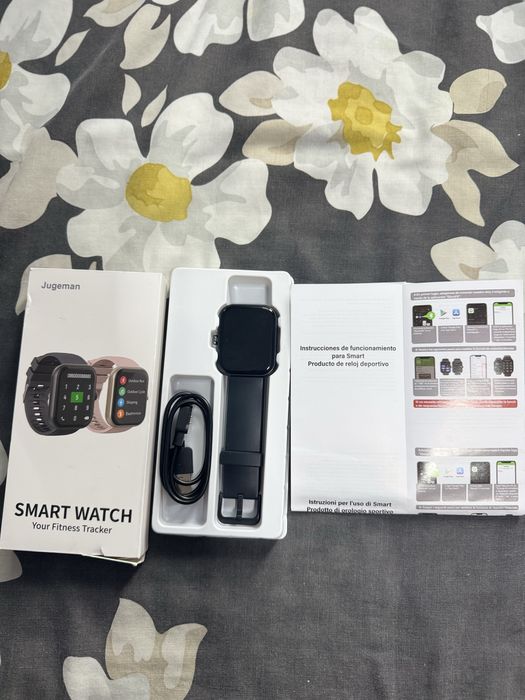 Чисто нов мъжки часовник smart watch