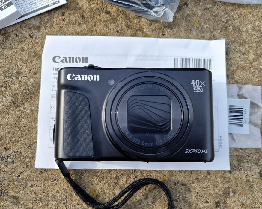 Canon SX740 HS 4K,  complet la cutie, in stare impecabila