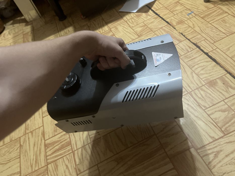 Дым машина, Генератор дыма 1200W