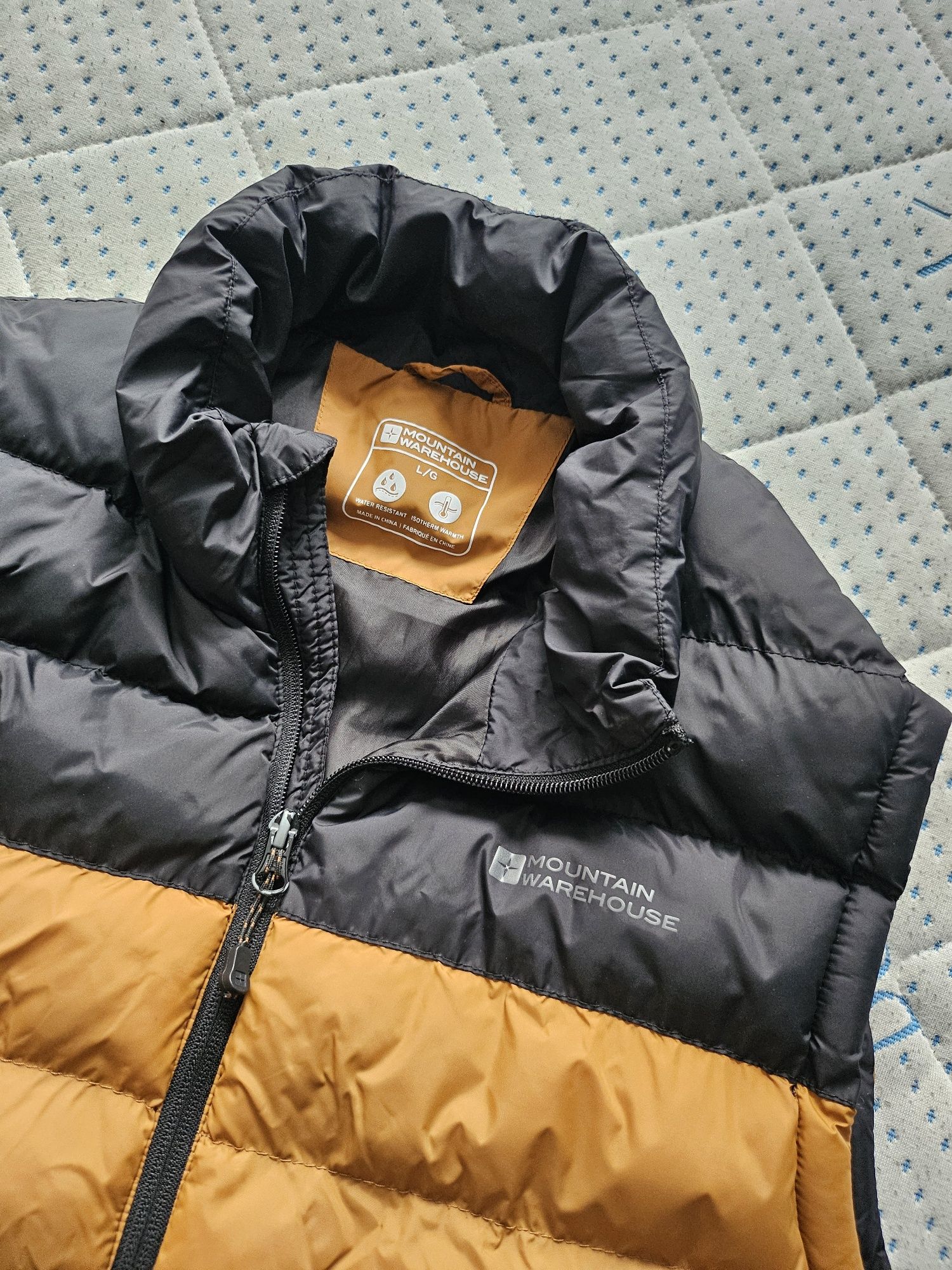 Елек Mountain warehouse