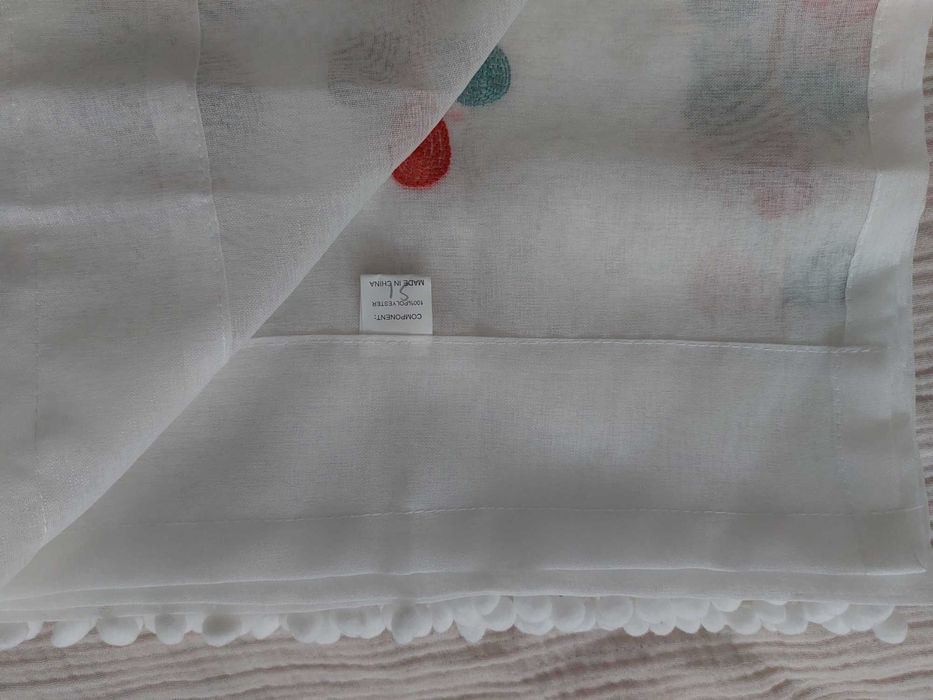 Vand perdea scurta cu model frunze si pompon, 2 bucati