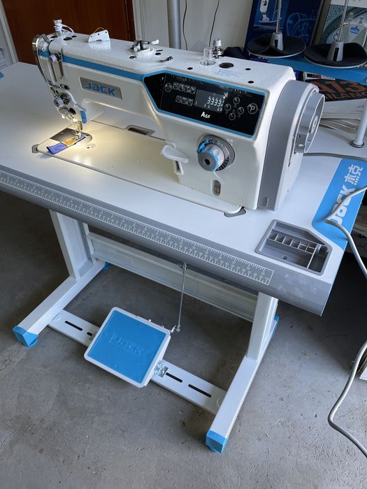 Masina de cusut Jack A6F