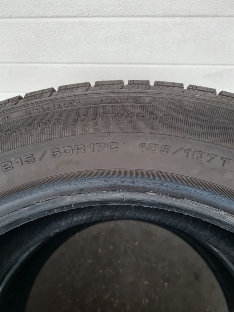 Зимни гуми за Бус 2 броя GOODYEAR  CargoVector 215 60 R17C дот 4319