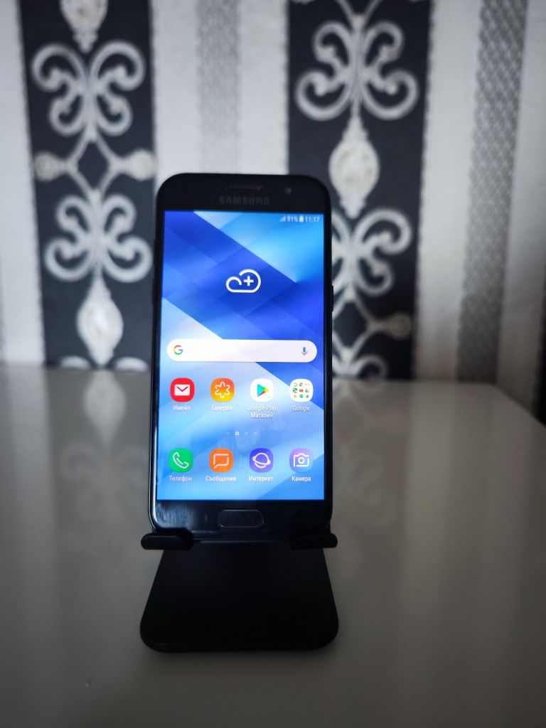 Samsung Galaxy A3 2017 SM-A320F