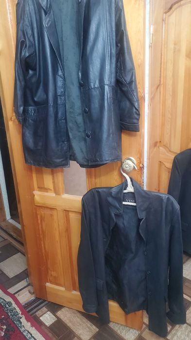 Кожанные куртки продаются