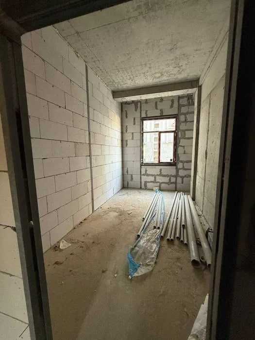 Однокомнатная квартира под ремонт, новостройка Яшнабад