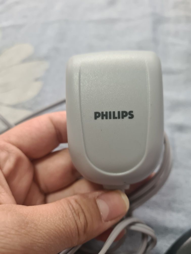 Епилатор Philips Satinelle с миеща се глава
