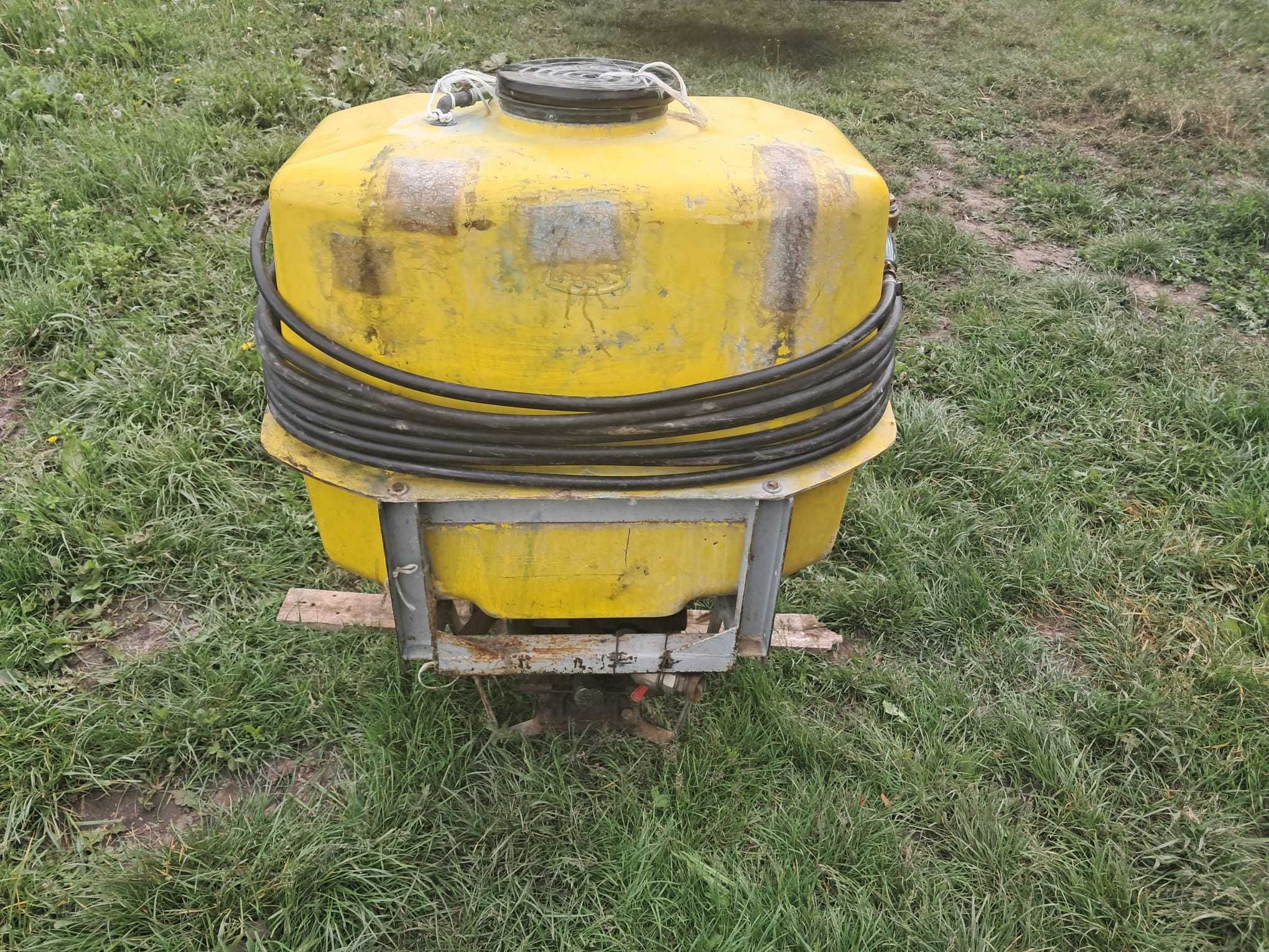 aparat pentru erbicizat  cu lance de 200 litri