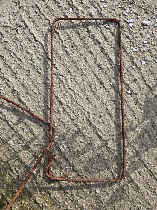 Bare de fier și etrieri