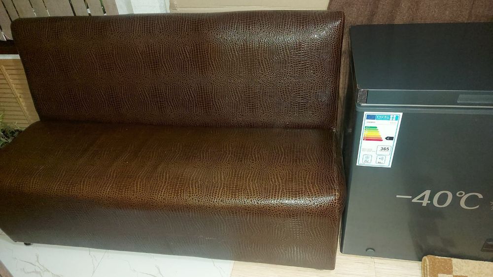 Продам диванчик для кухни и дома